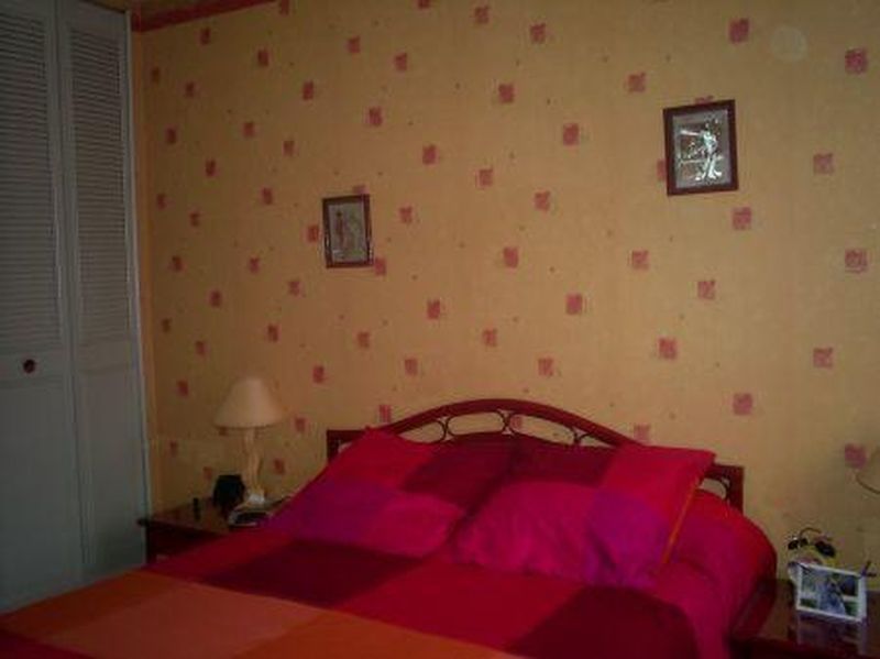 Vente    LES CADENEAUX BEL APPARTEMENT T4 EN PARFAIT ETAT